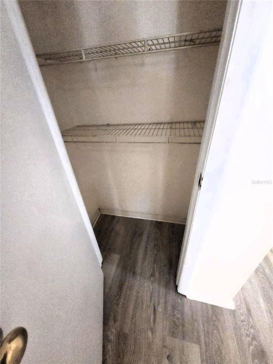 617 W HOWRY AVE — photo 9