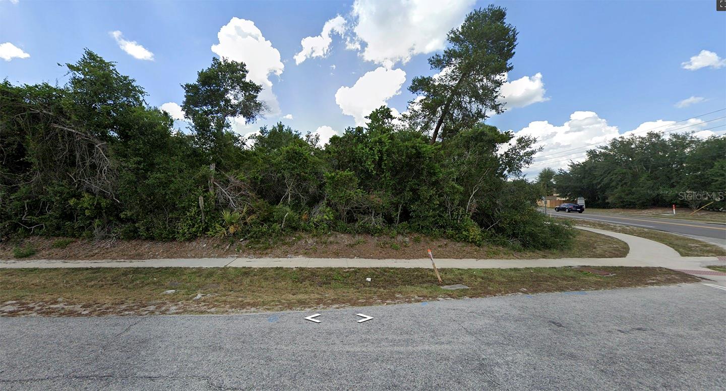 1850 PROVIDENCE BLVD — photo 3
