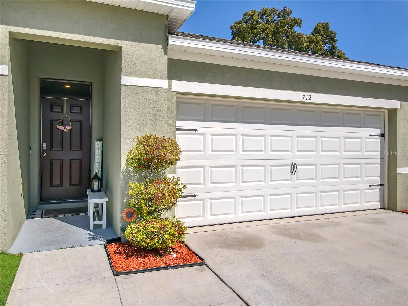 712 RED HAWK LN — photo 3
