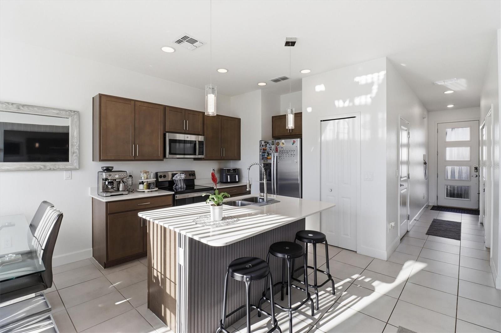 1375 CAPTIVA CV — photo 6