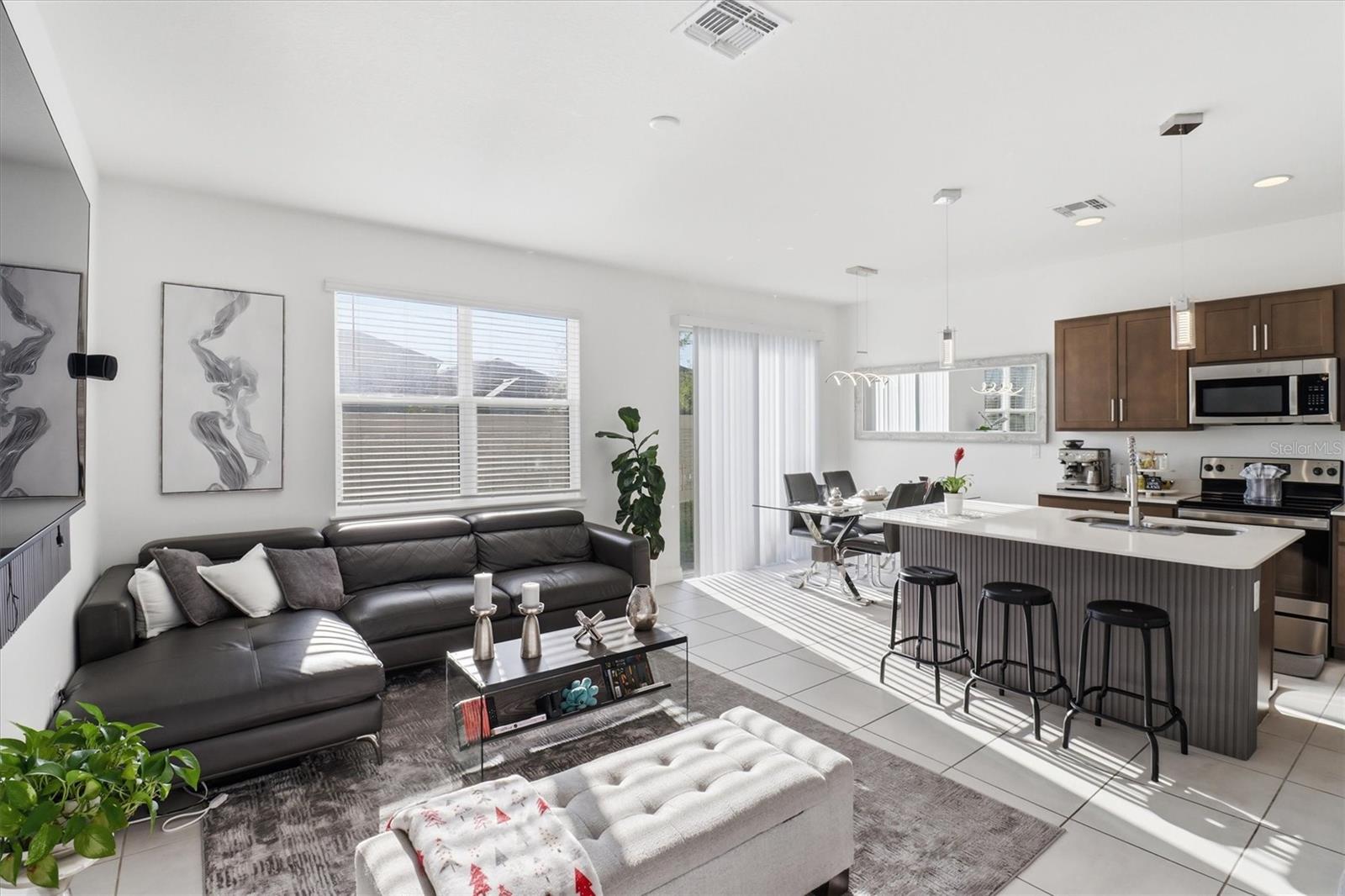 1375 CAPTIVA CV — photo 9