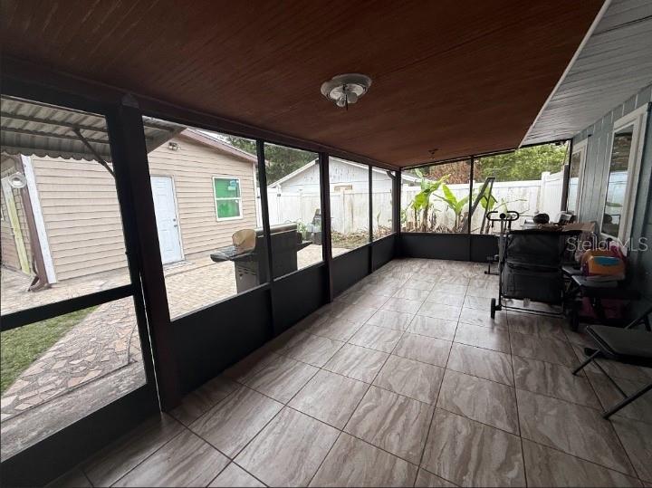2533 EL PORTAL AVE — photo 8