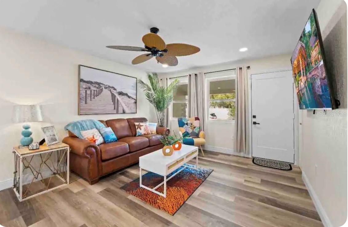 301 N HOLLYWOOD AVE — photo 5