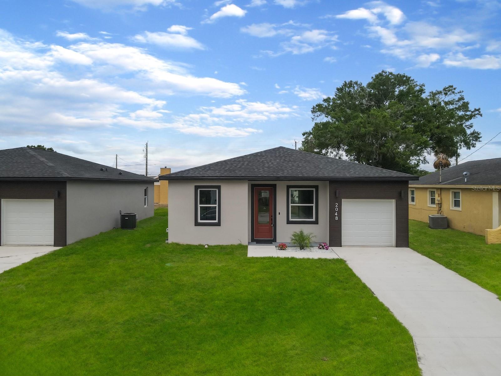 2048 DIXIE AVE