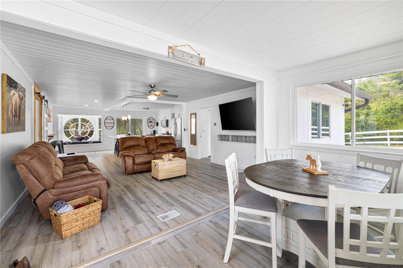 2409 LAKE TINY RD — photo 3