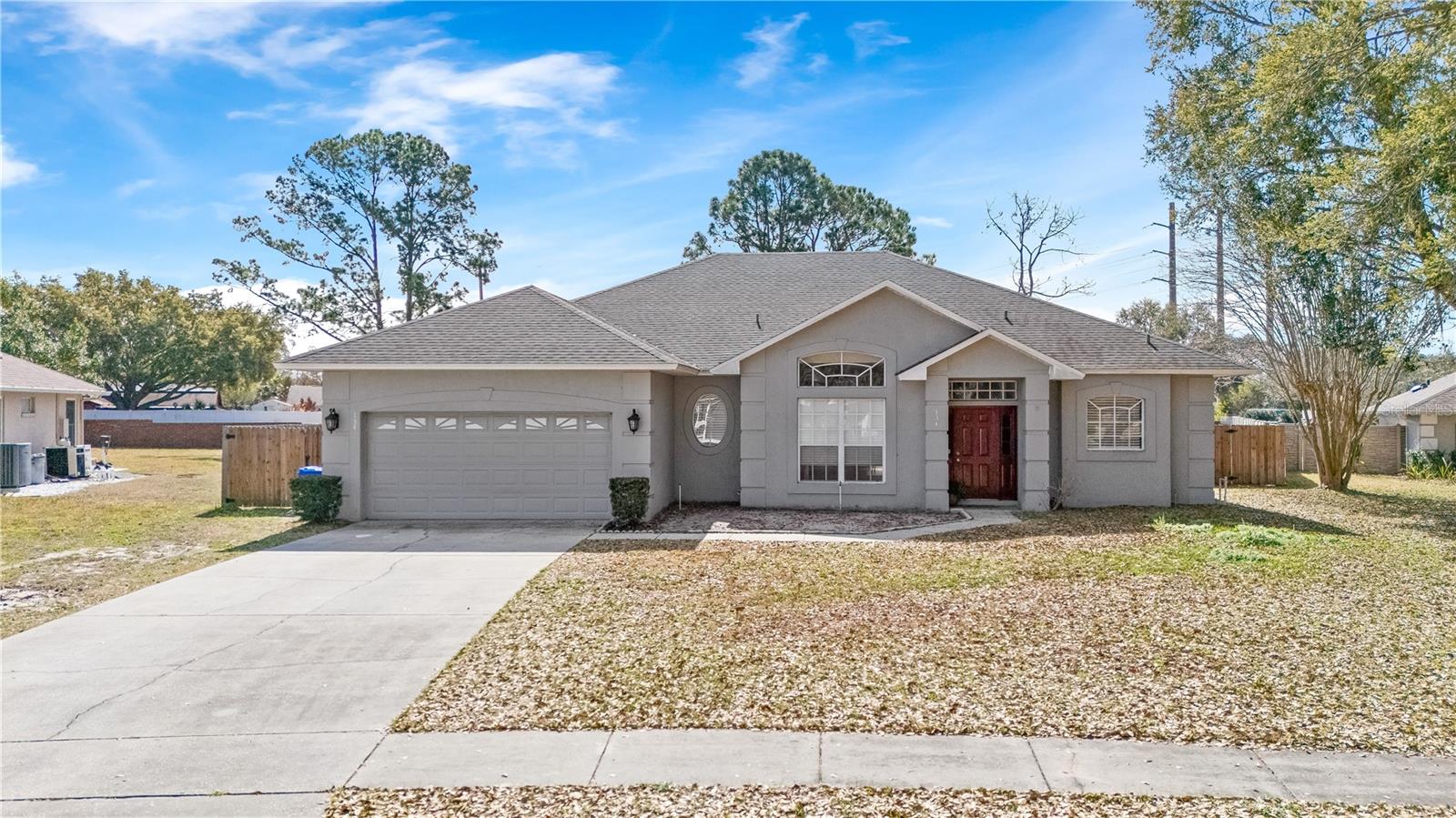 134 ESTATES CIR — photo 3