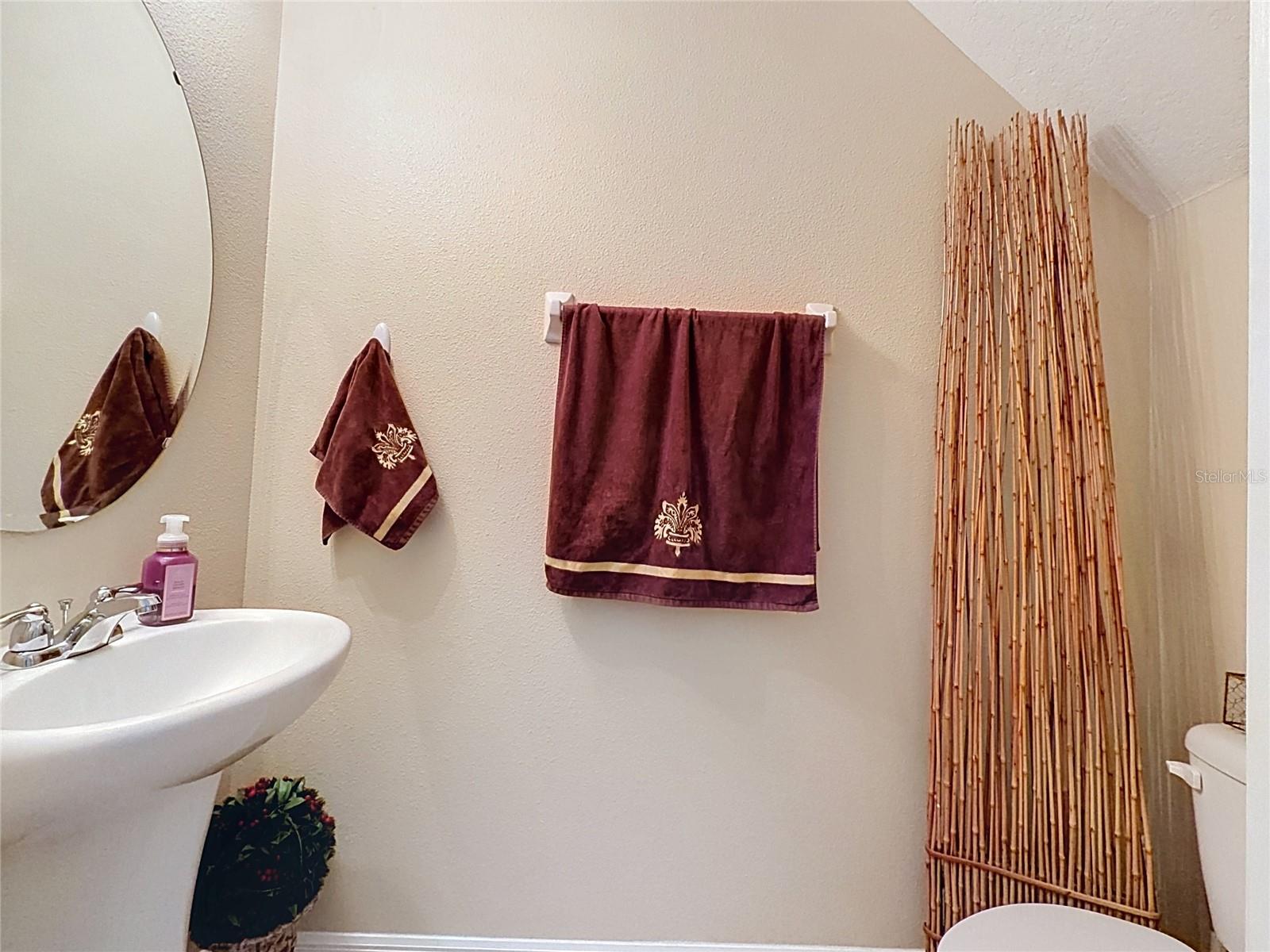 6420 WINDSOR LAKE CIR — photo 8