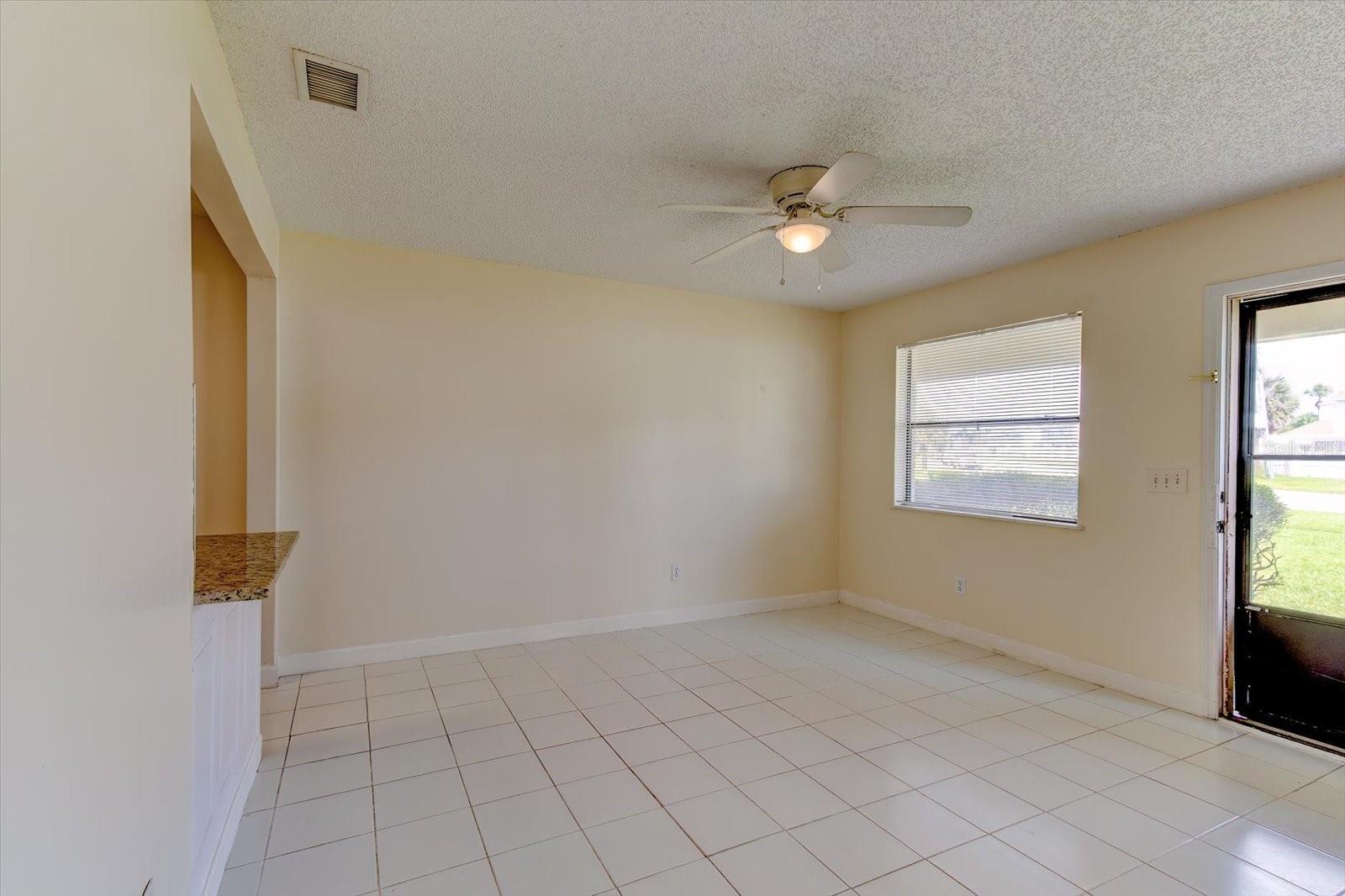 232 NORTHSHORE DR #A — photo 12