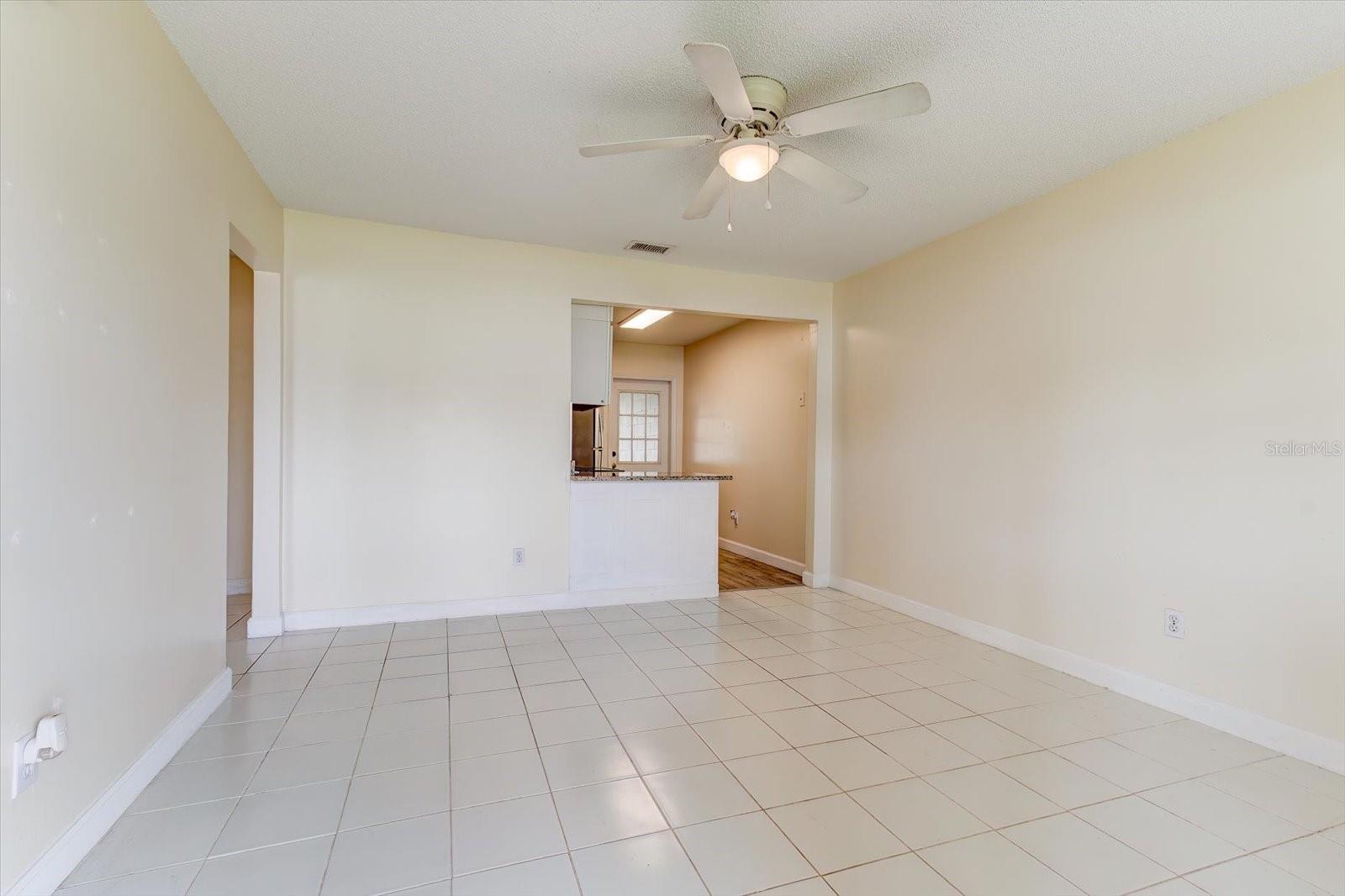 232 NORTHSHORE DR #A — photo 3