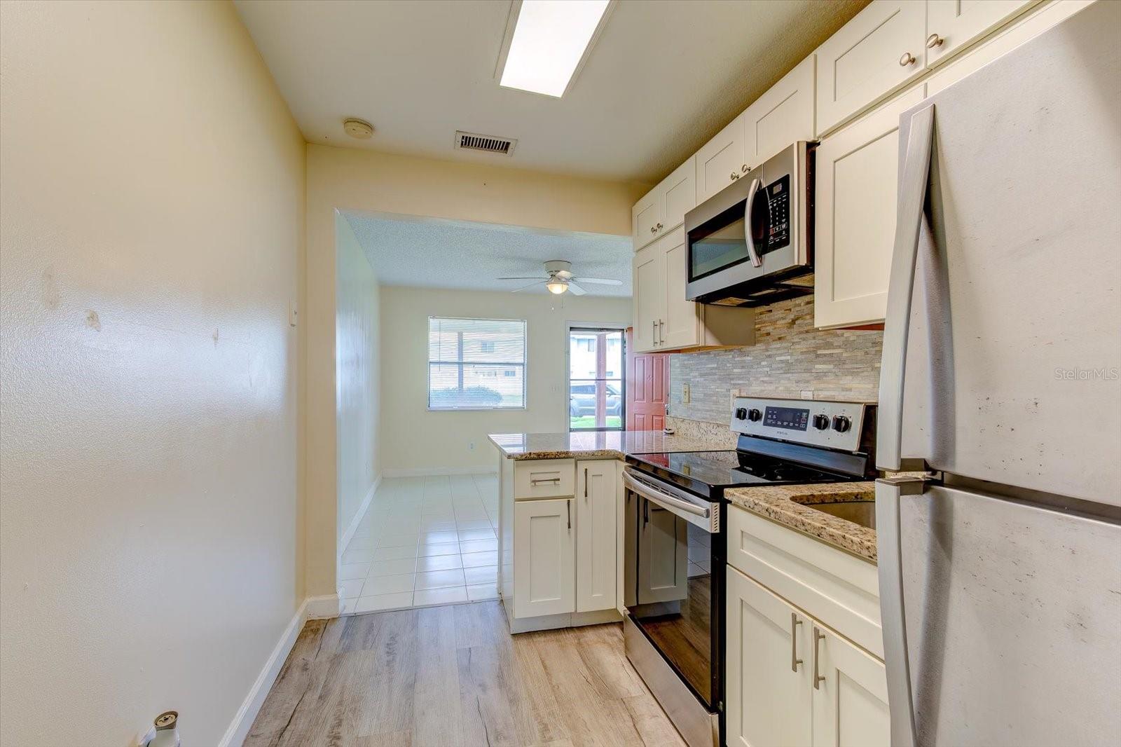 232 NORTHSHORE DR #A — photo 5