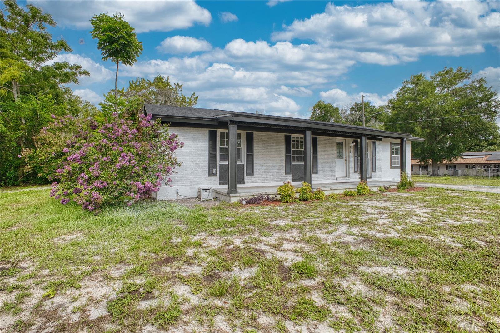 102 AMIGOS RD — photo 4
