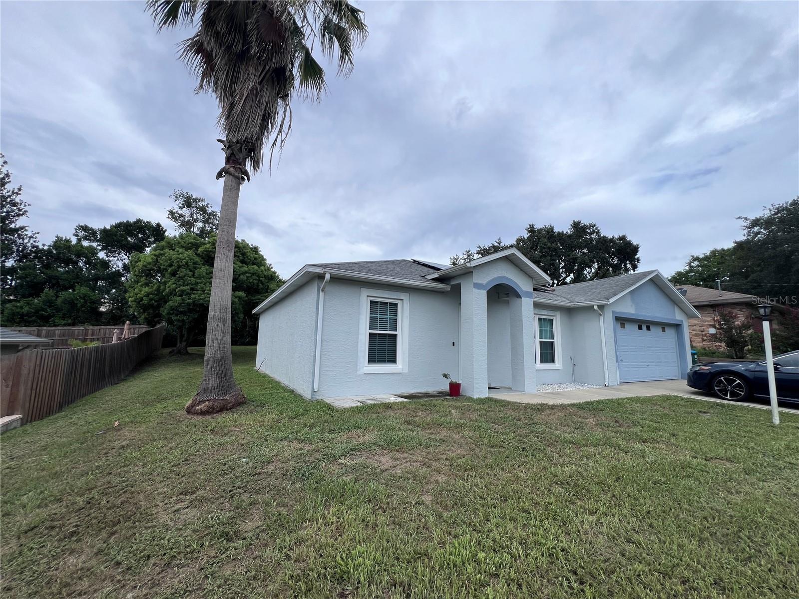 632 N GOODRICH DR