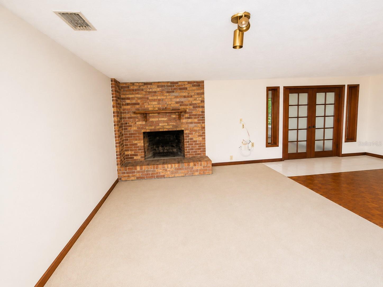 217 PLUMOSA RD — photo 3