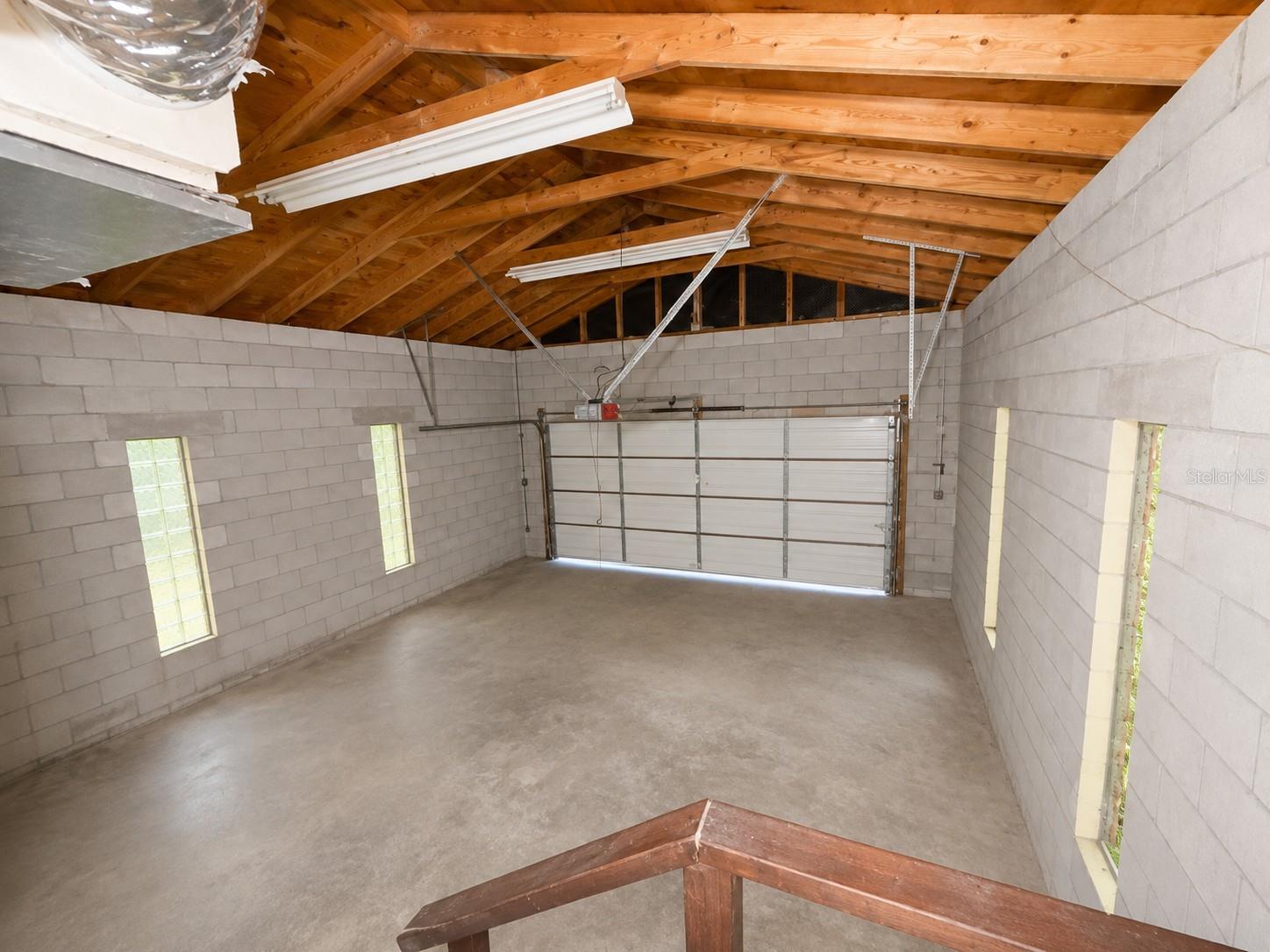 217 PLUMOSA RD — photo 10