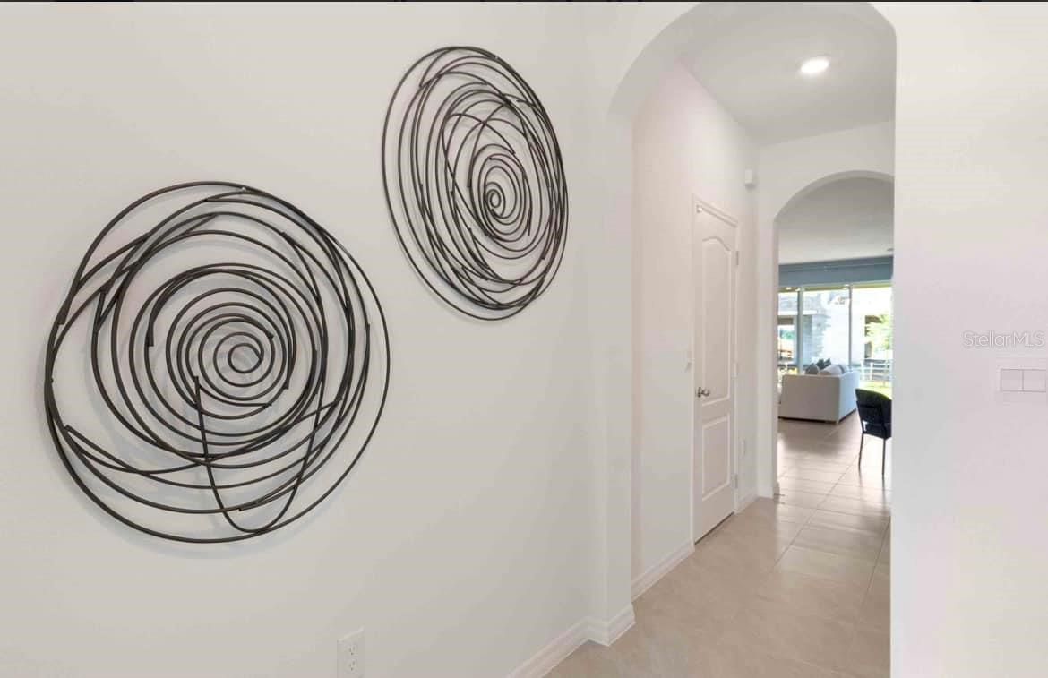 274 REENA DR — photo 2