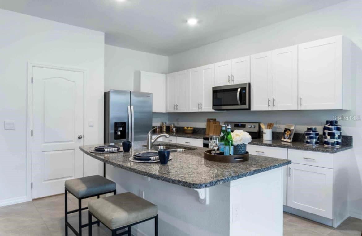 274 REENA DR — photo 6