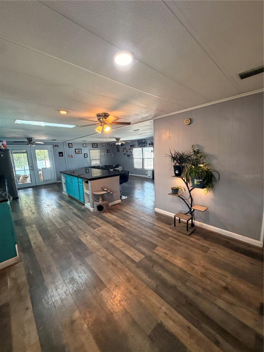 143 FLORENCE BLVD — photo 7