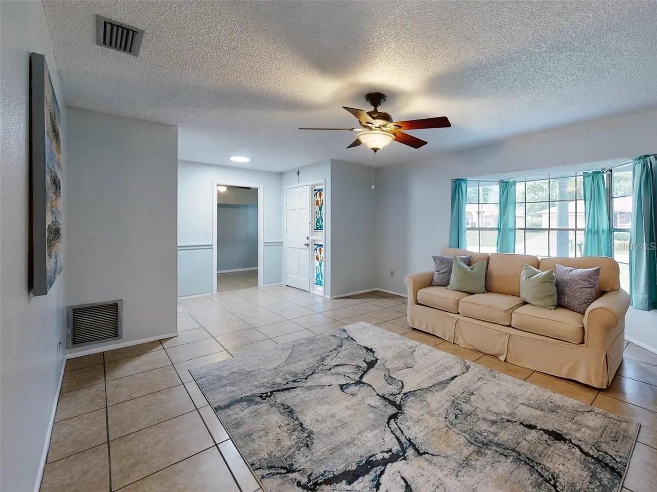 1836 PLUMTREE DR — photo 2