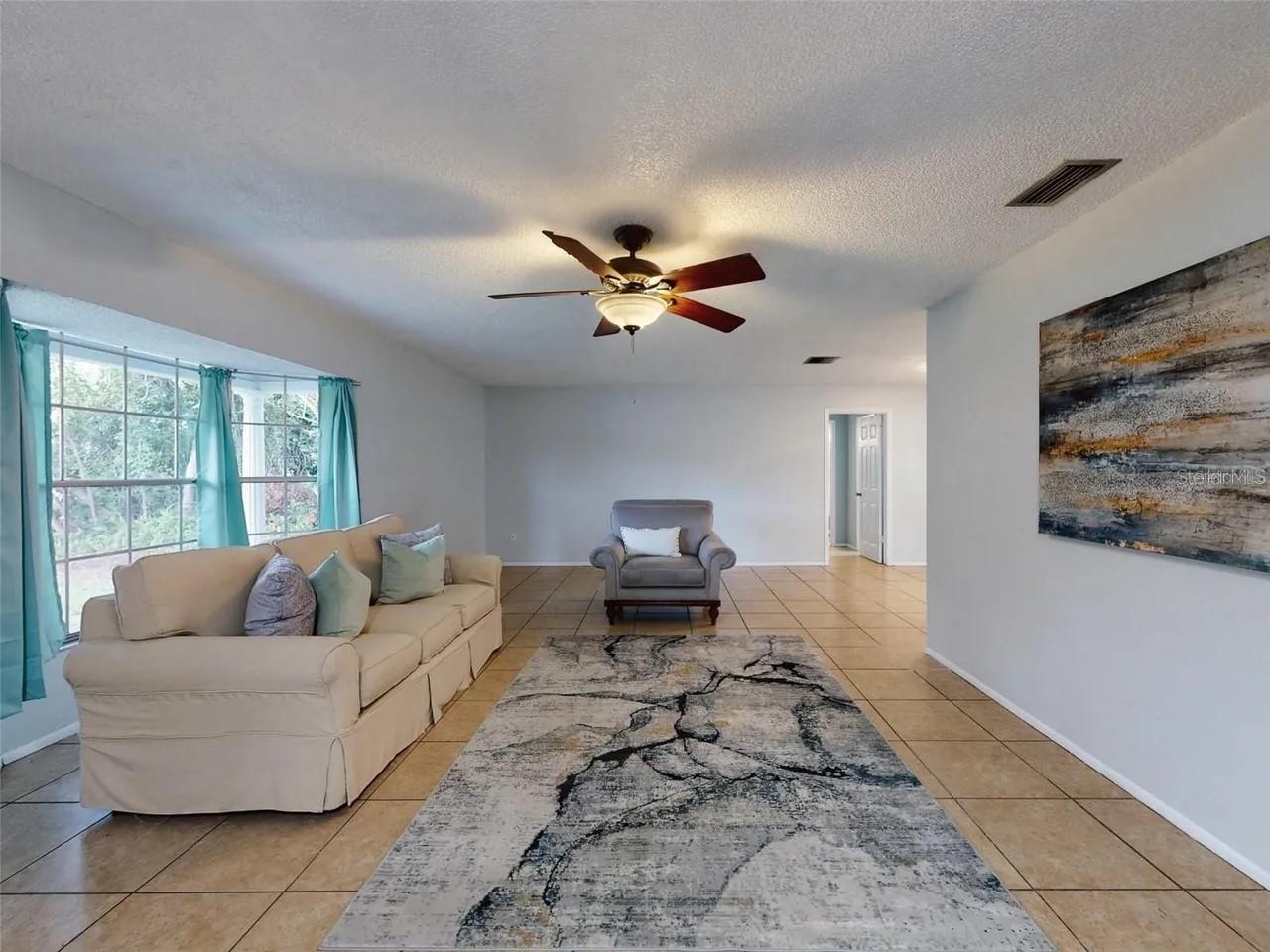 1836 PLUMTREE DR — photo 4
