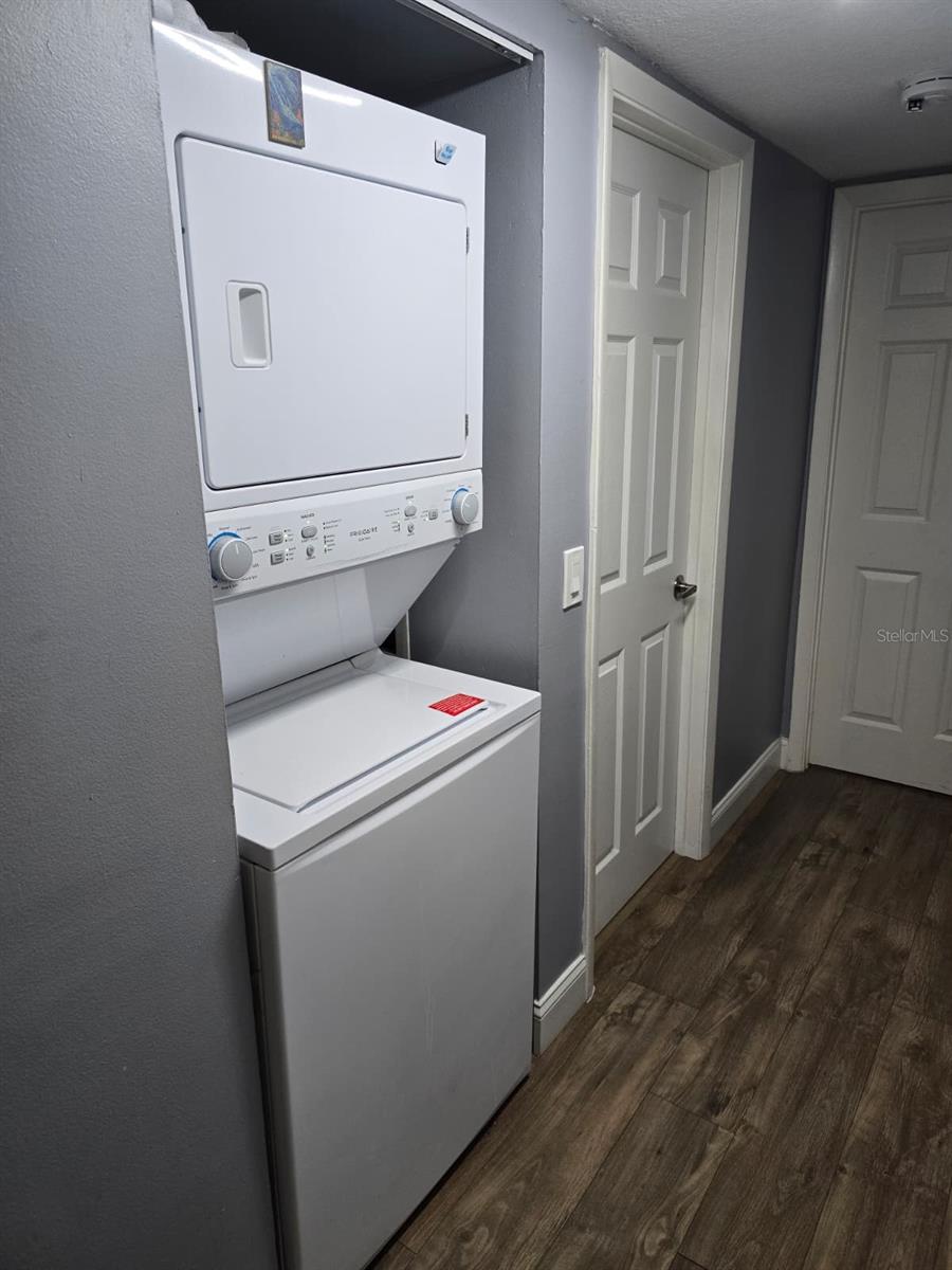 1624 S PINE RIDGE CIR #D2 — photo 11