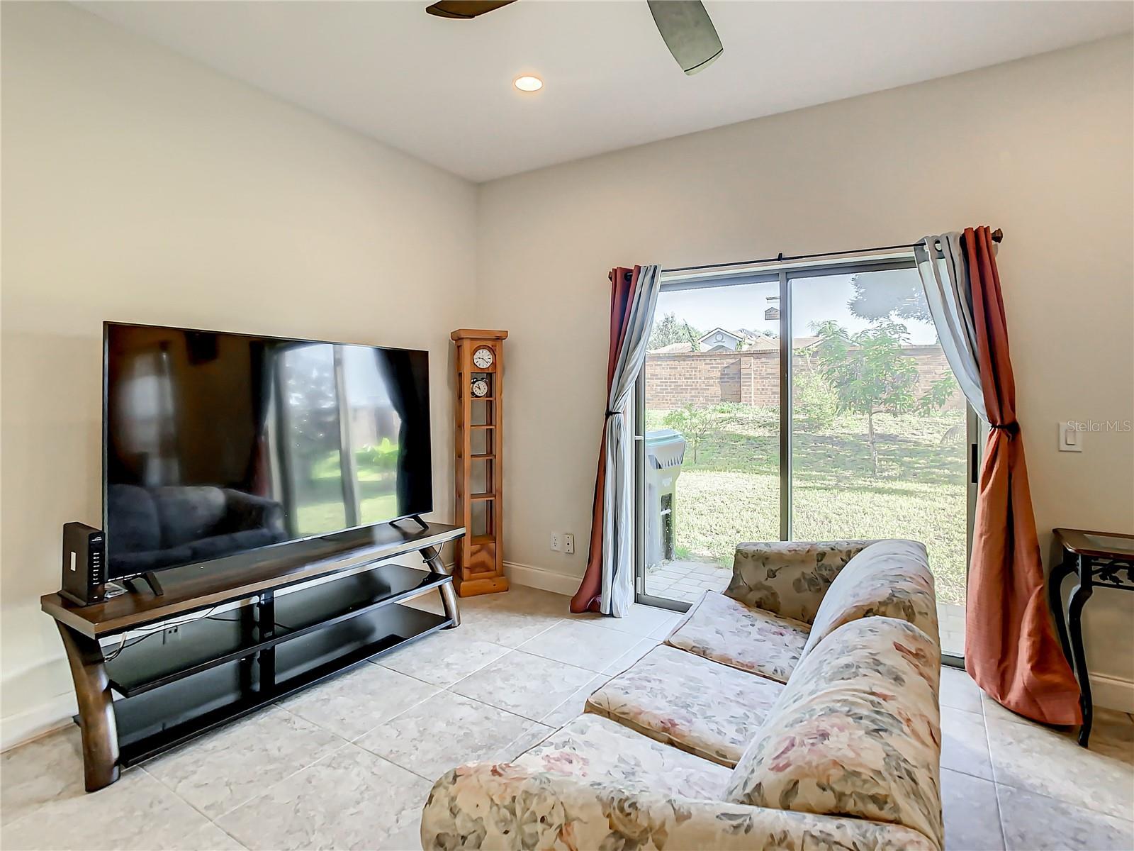 8735 ISLA BELLA DR — photo 4