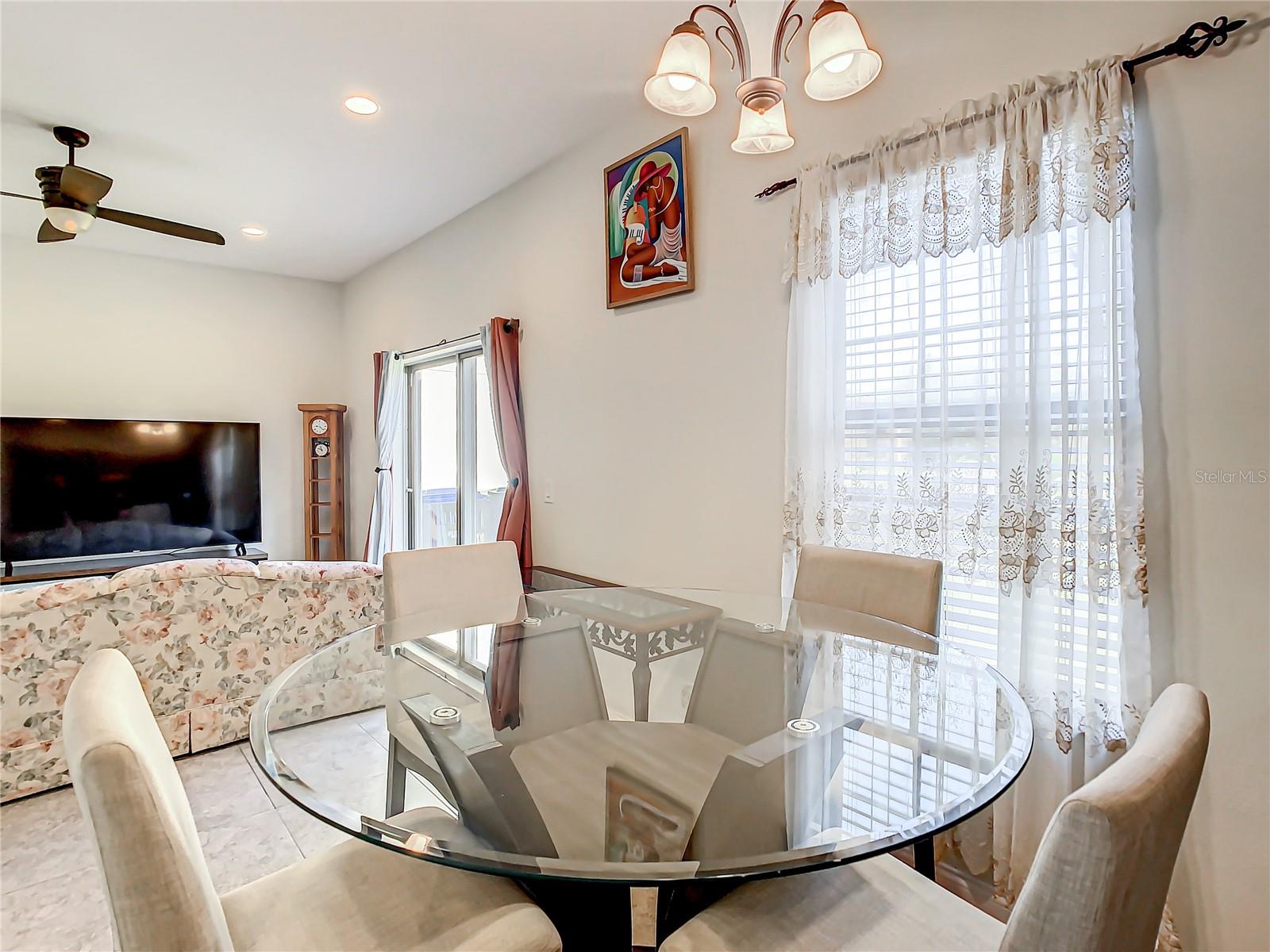 8735 ISLA BELLA DR — photo 7