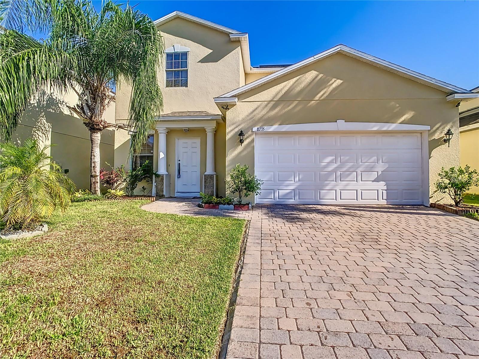 8735 ISLA BELLA DR