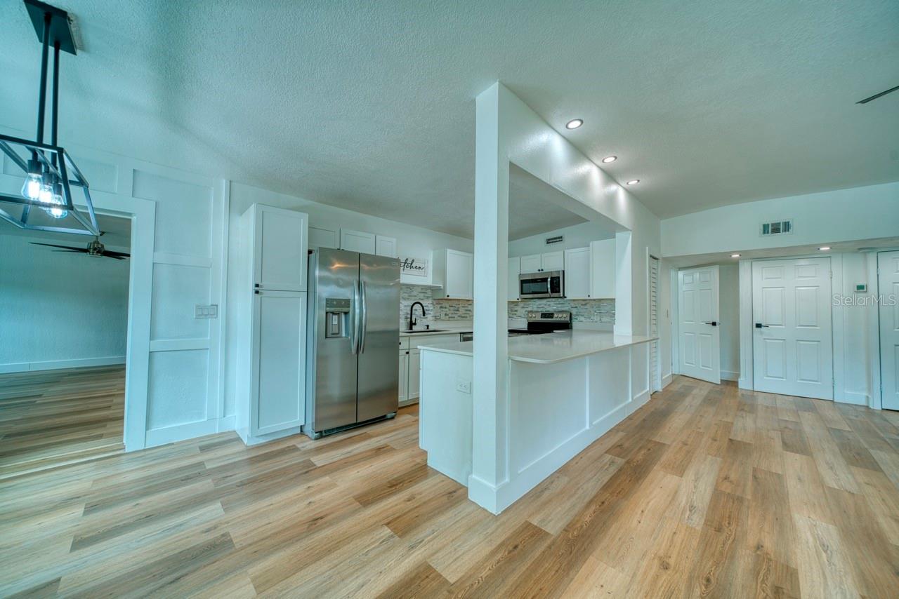 3338 ONTARIO AVE — photo 5