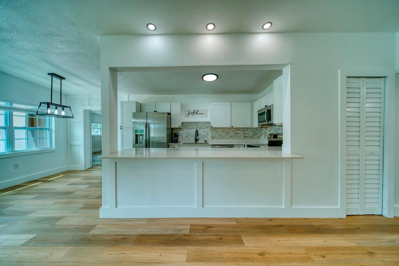 3338 ONTARIO AVE — photo 9
