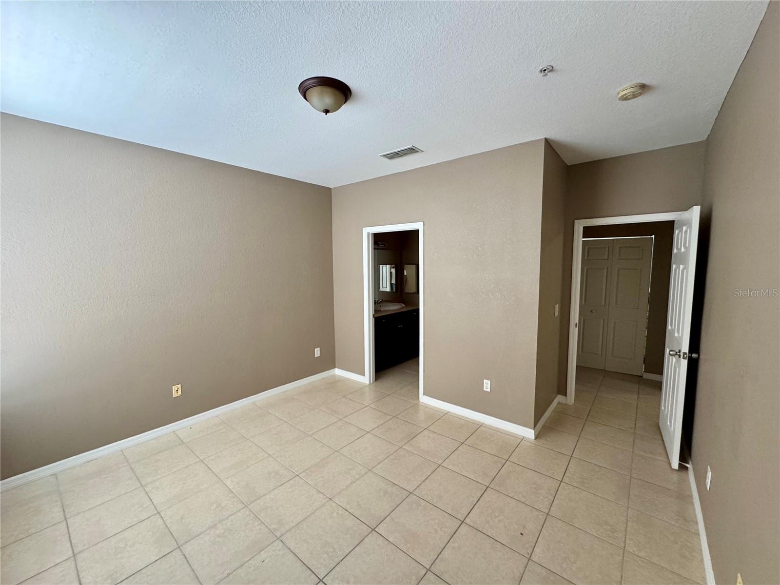 9061 LEE VISTA BLVD #1306 — photo 11