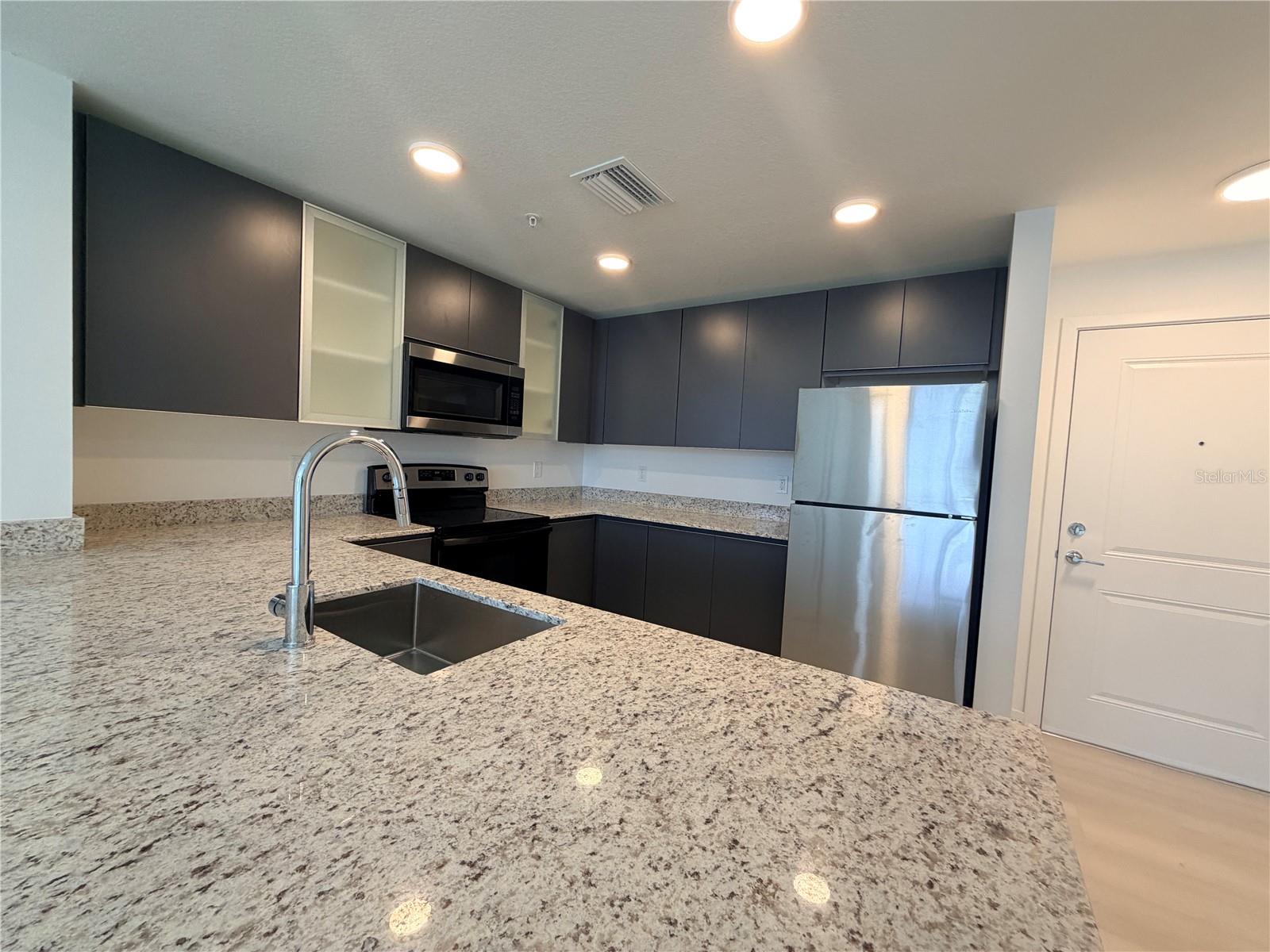 5563 MILLENIA PARK BLVD #425 — photo 5