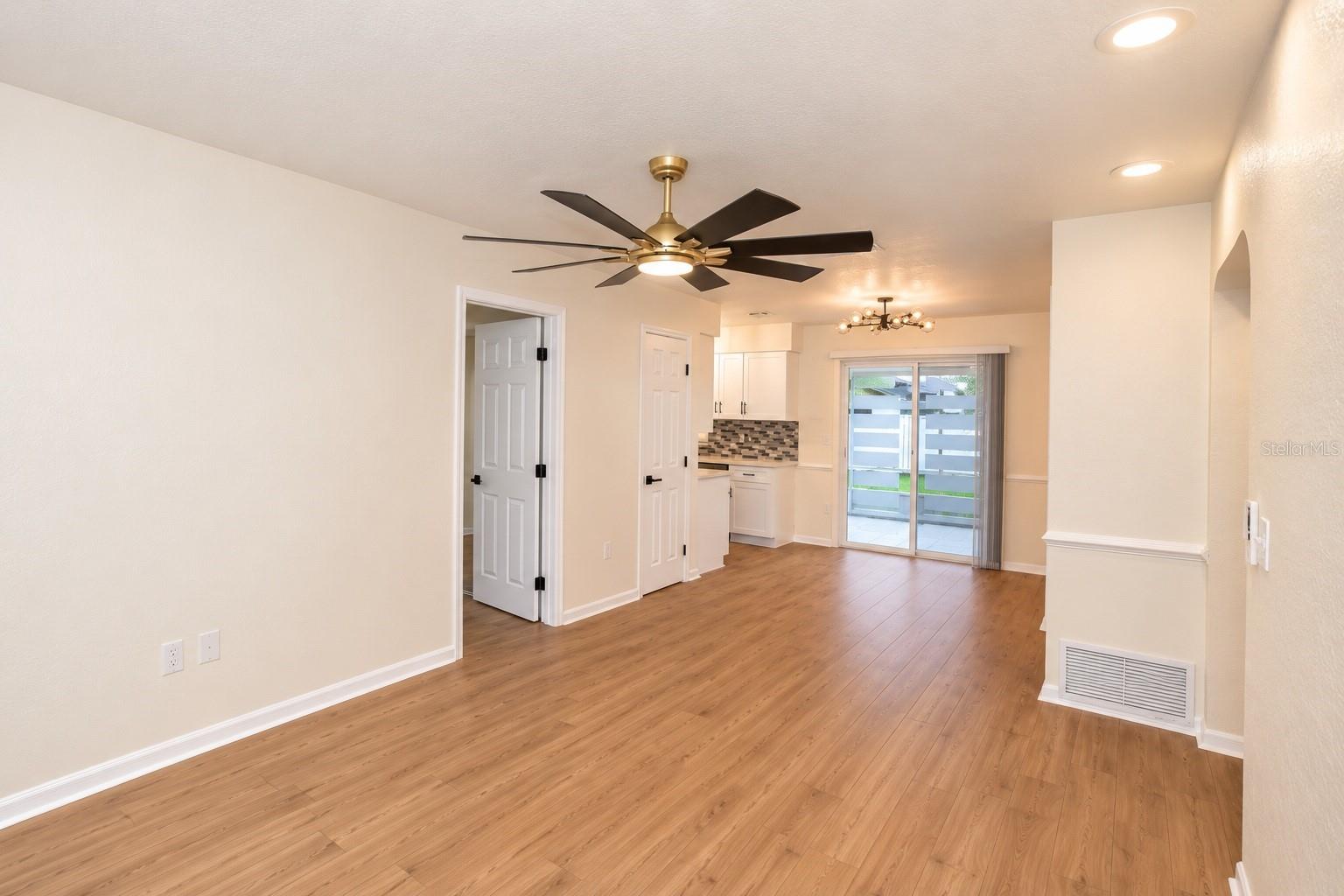 4514 URBAN CT — photo 8