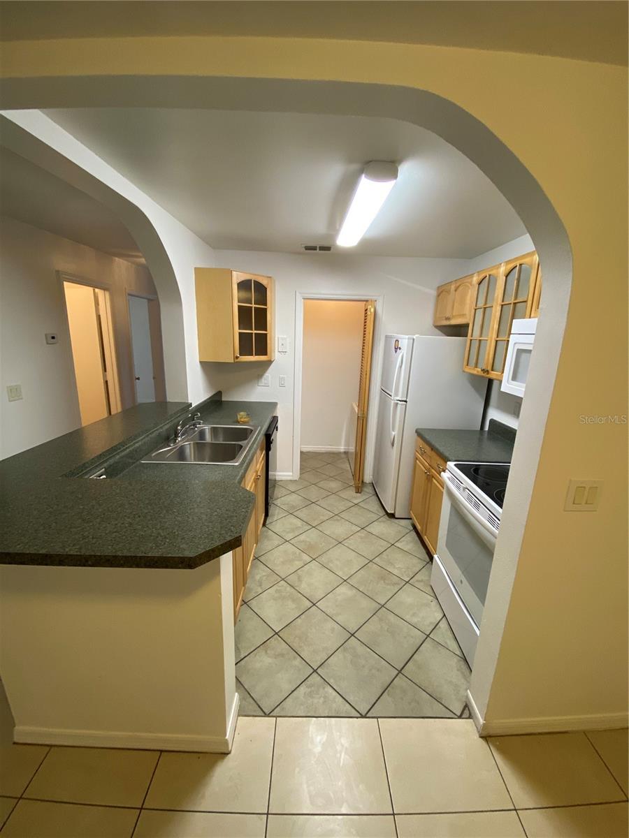 5968 WESTGATE DR #101 — photo 8