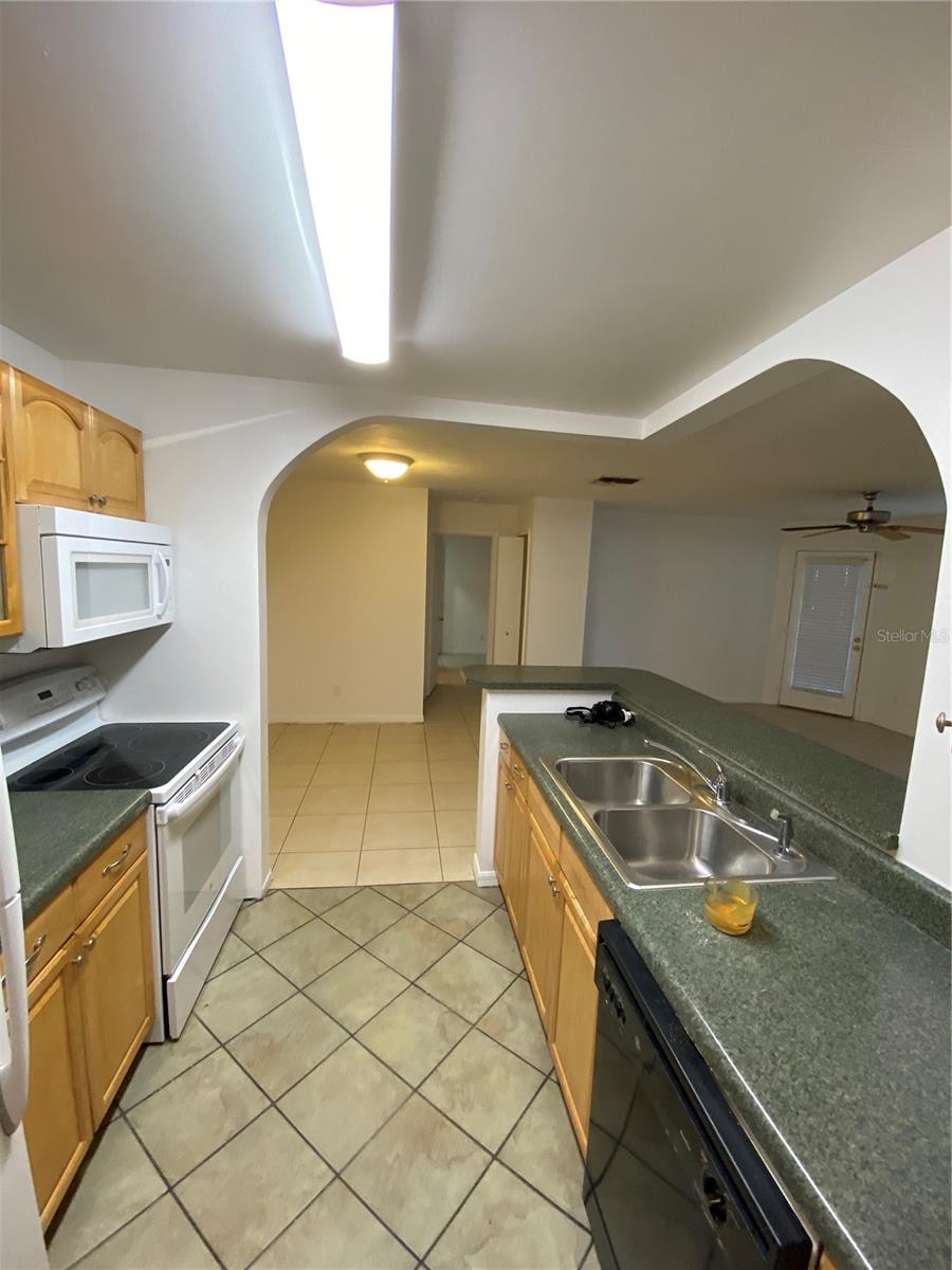 5968 WESTGATE DR #101 — photo 10