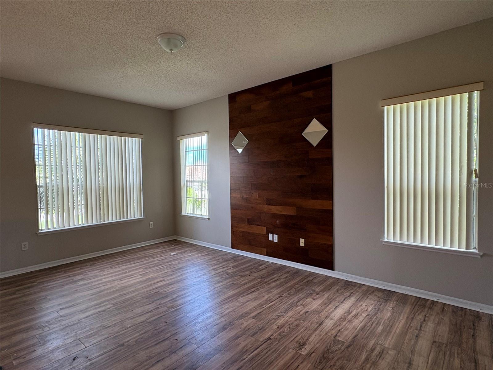 1219 DARNABY WAY — photo 7