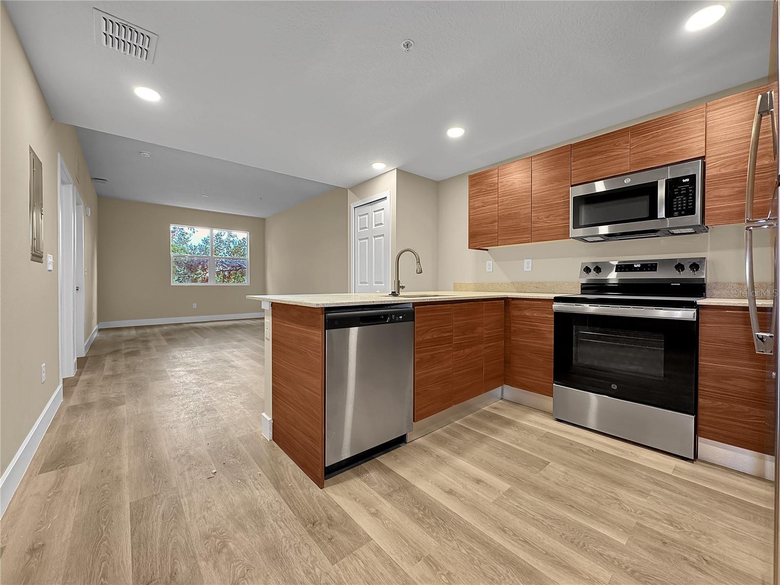 4424 S TEXAS AVE #1-213 — photo 5