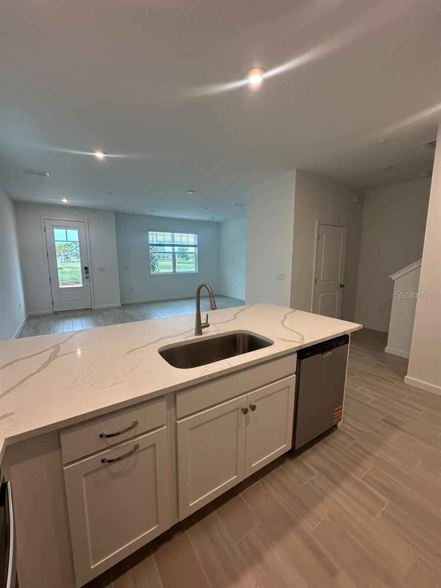 12431 SHIPWATCH ST — photo 4