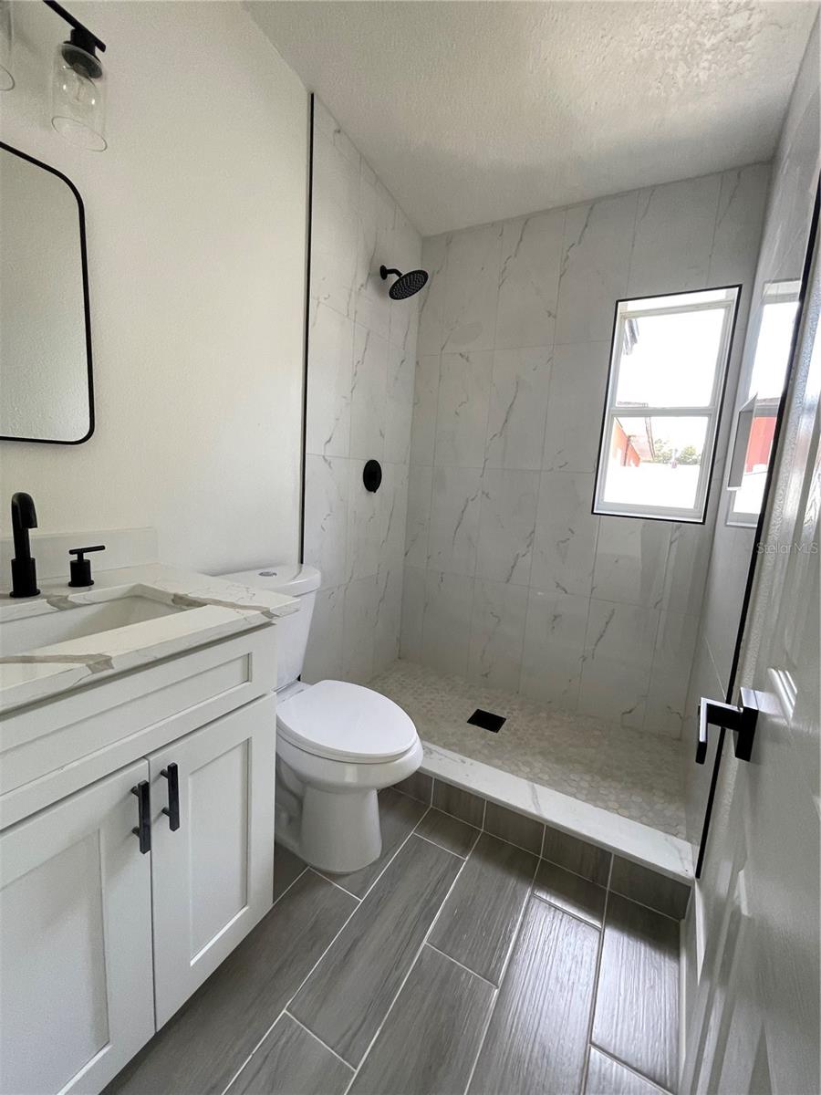 4045 SHELLMAN ST — photo 8