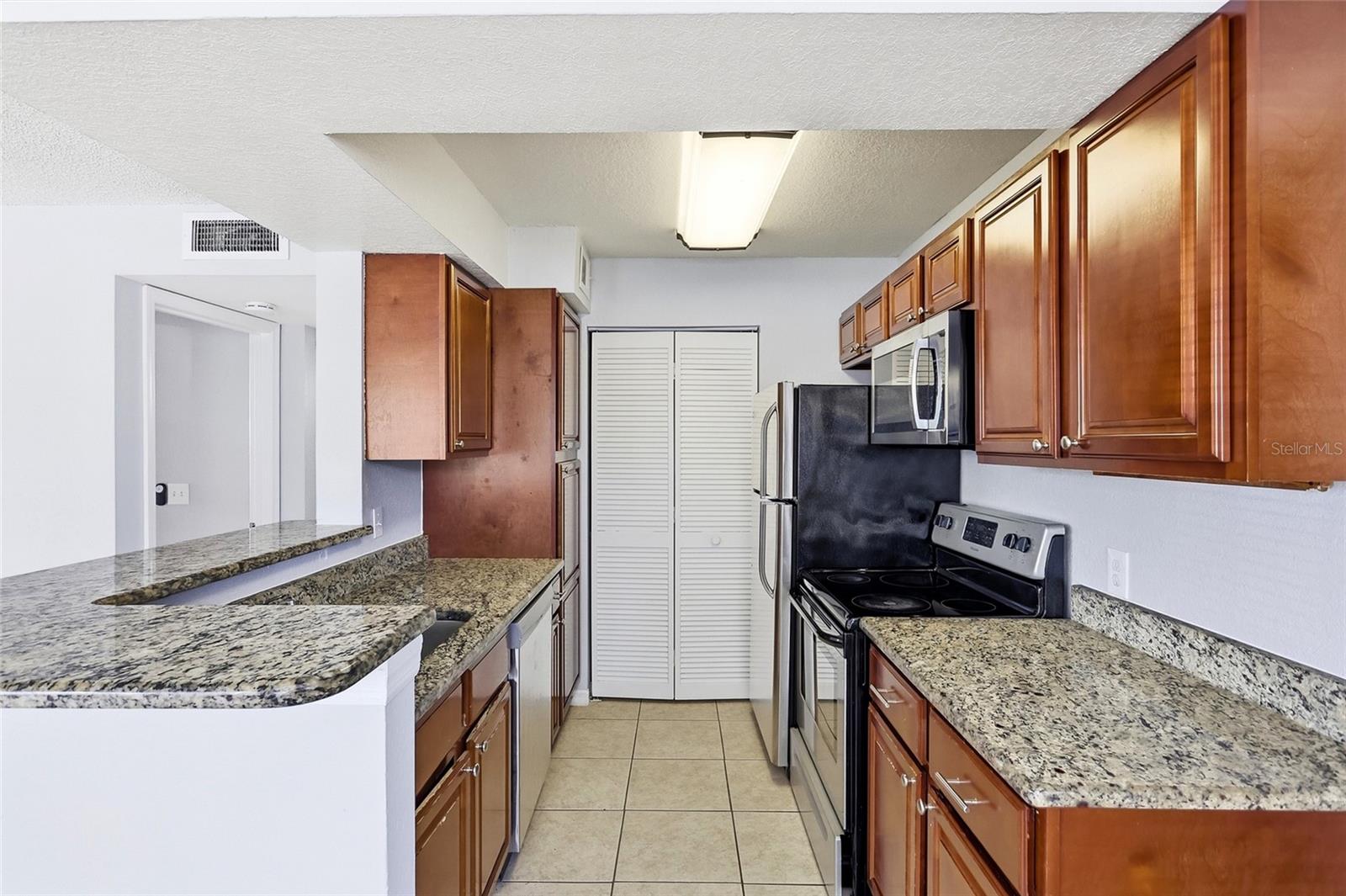1043 S HIAWASSEE RD #3111 — photo 8