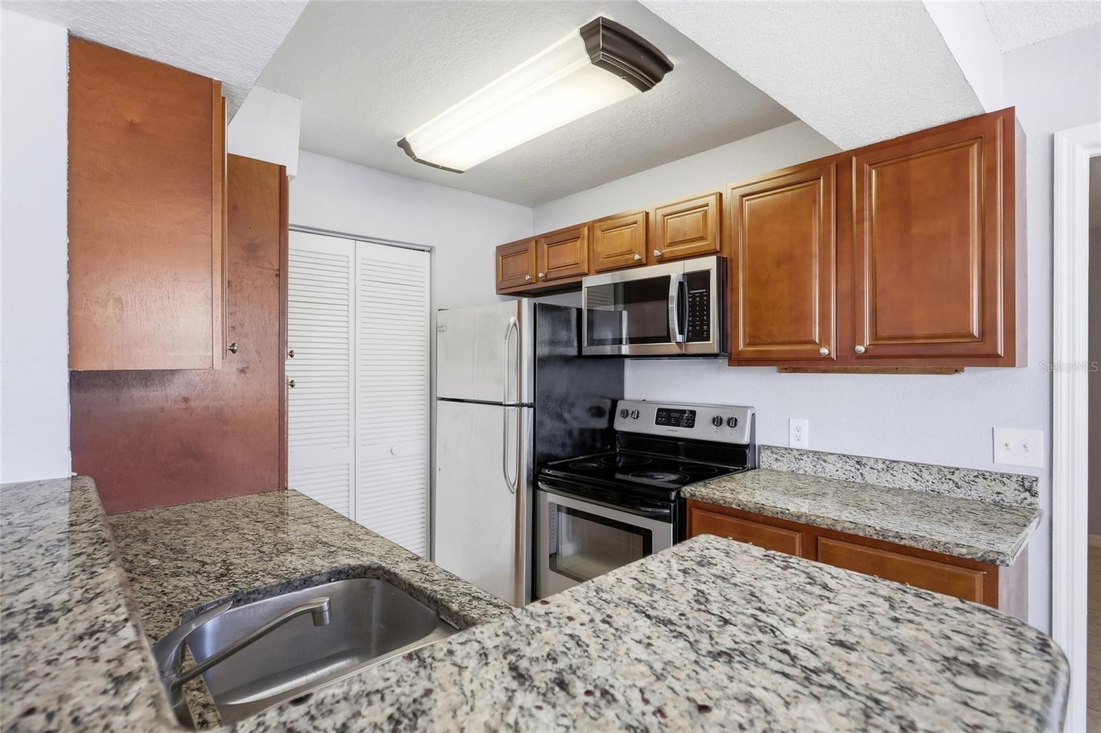 1043 S HIAWASSEE RD #3111 — photo 10