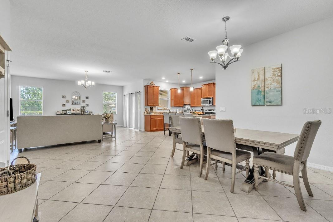 3256 RODRICK CIR — photo 11