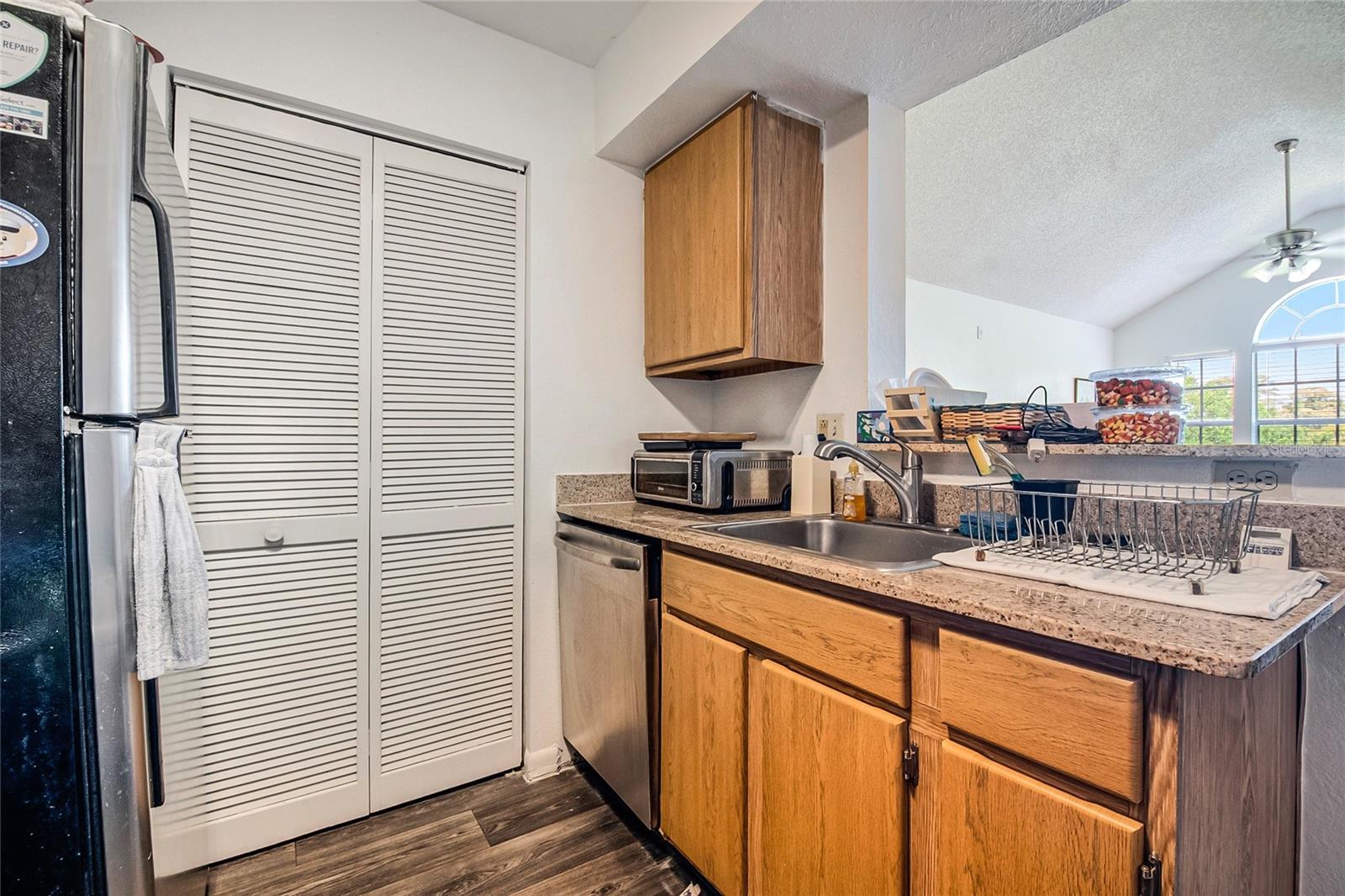 11520 WESTWOOD BLVD #524 — photo 12