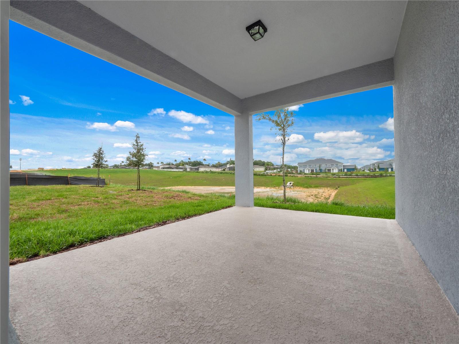 2214 LOVELY LN — photo 2