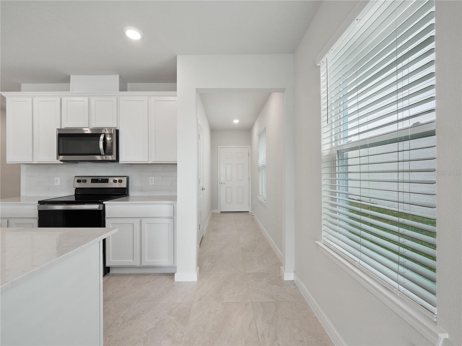 2214 LOVELY LN — photo 8
