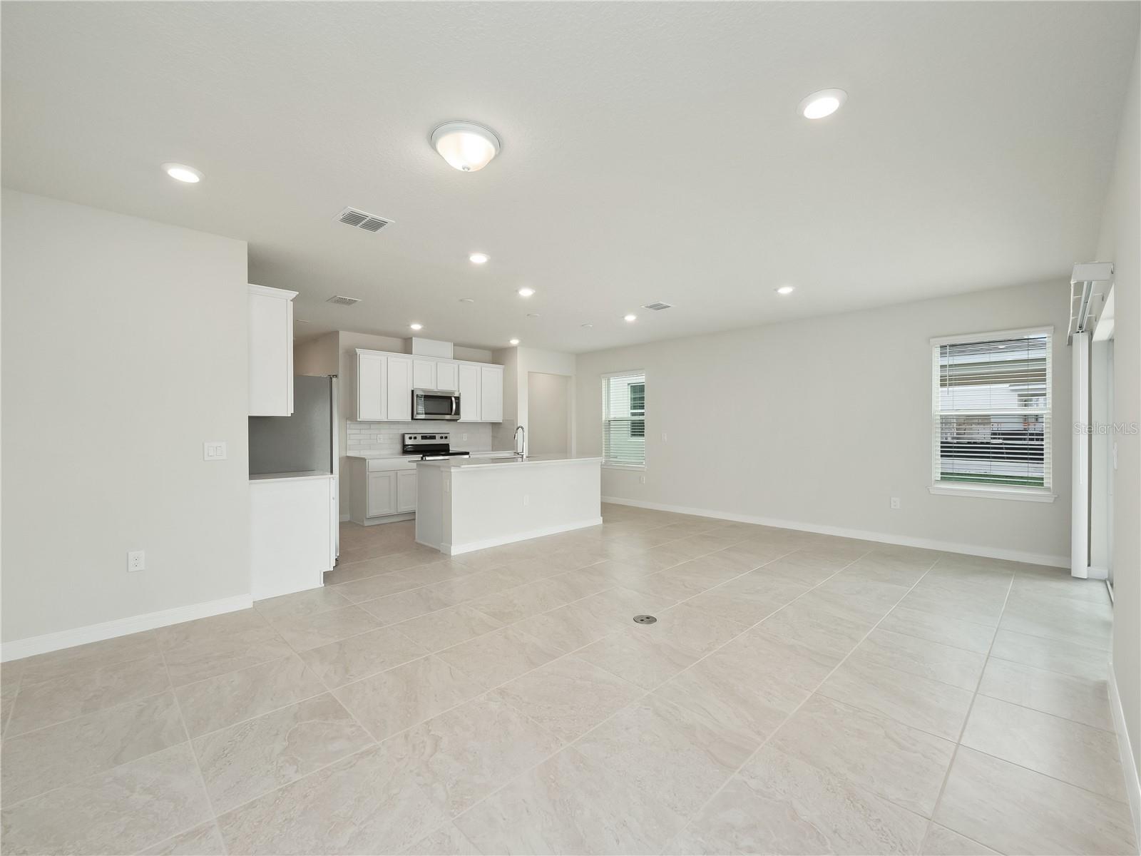 2214 LOVELY LN — photo 10