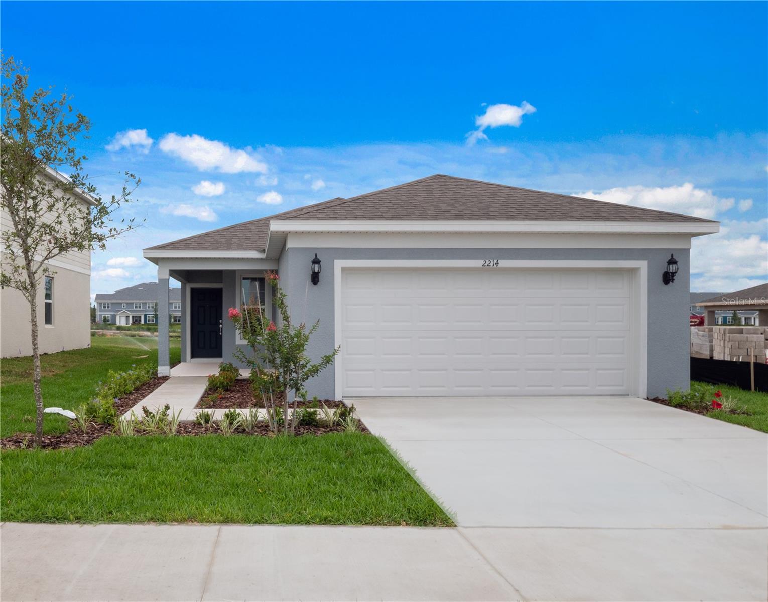 2214 LOVELY LN