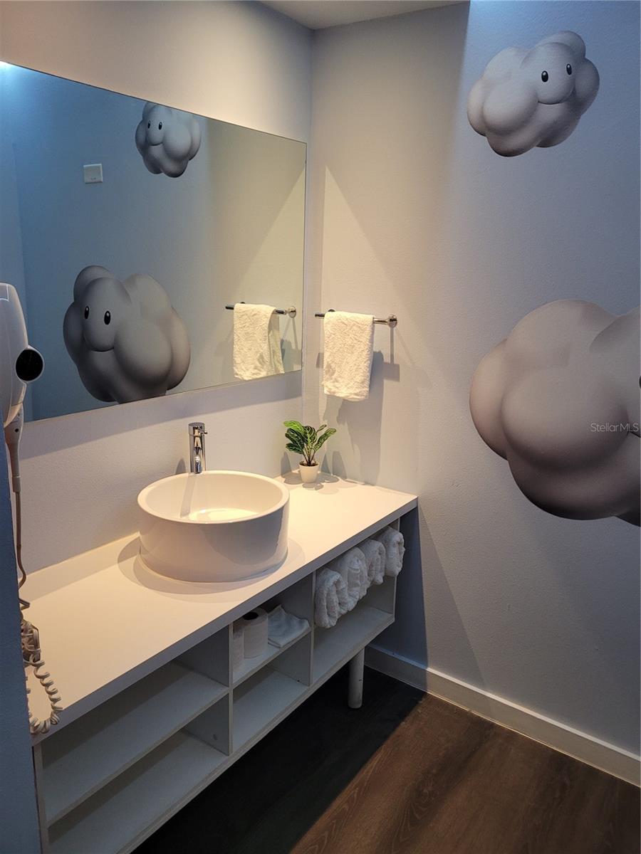 5245 W IRLO BRONSON MEMORIAL HWY #203 — photo 3