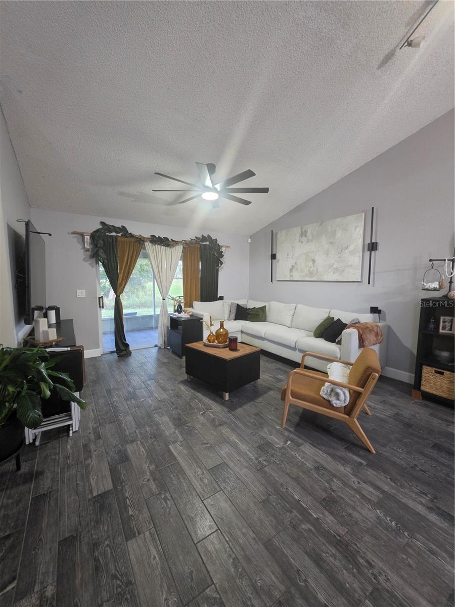 13325 LAVER LN — photo 5