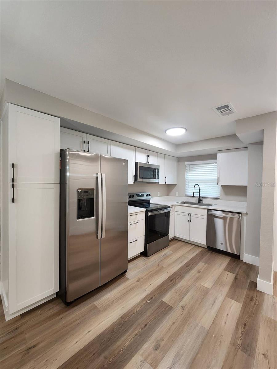 281 GARDNER LN #2 — photo 12