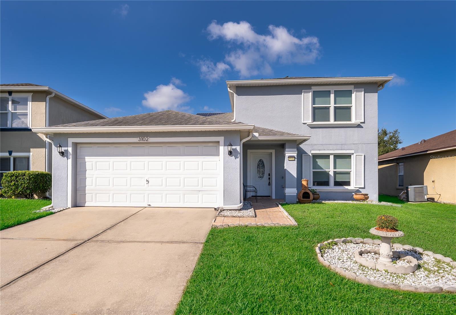 3102 HOLLAND DR